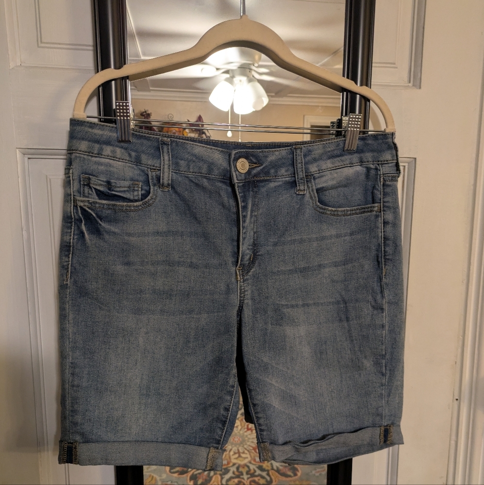 Sonoma Women's Favorite Bermuda Shorts